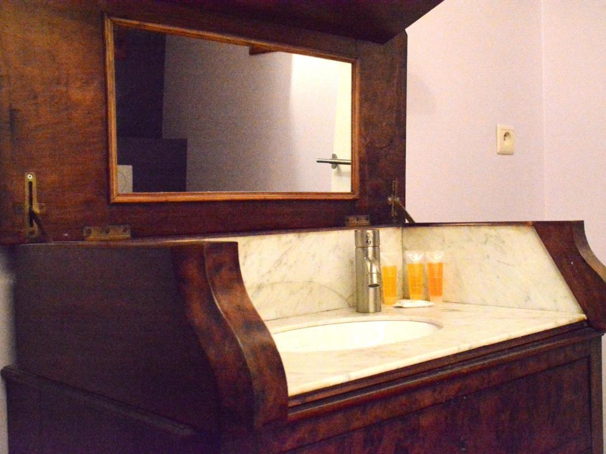 Villa With Hot Tub And Sauna 비에브르 외부 사진